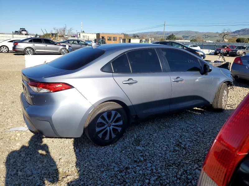 Zdjęcie 3 z aukcji – 2022 TOYOTA COROLLA LE z VIN JTDEAMDE3N3005652