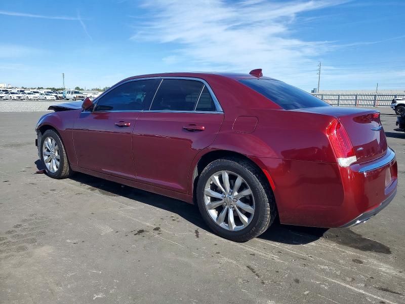 Photo 2 from auction – 2018 CHRYSLER 300 TOURIN with VIN 2C3CCARG8JH341223