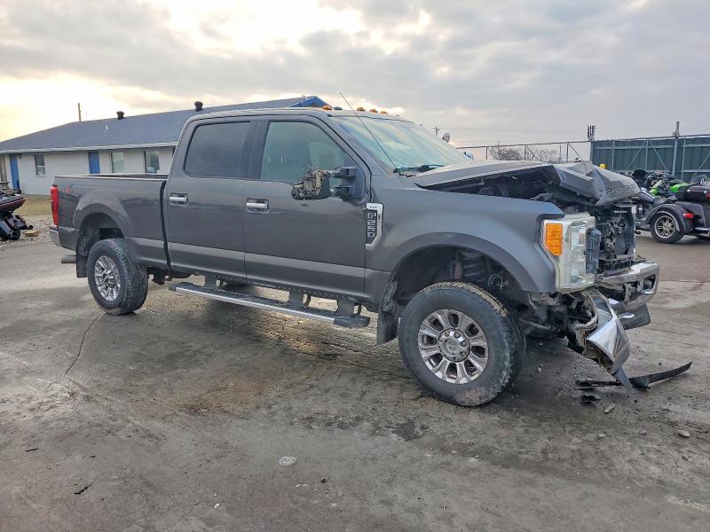 Photo 4 from auction – 2017 FORD F250 with VIN 1FT7W2B64HEC90042