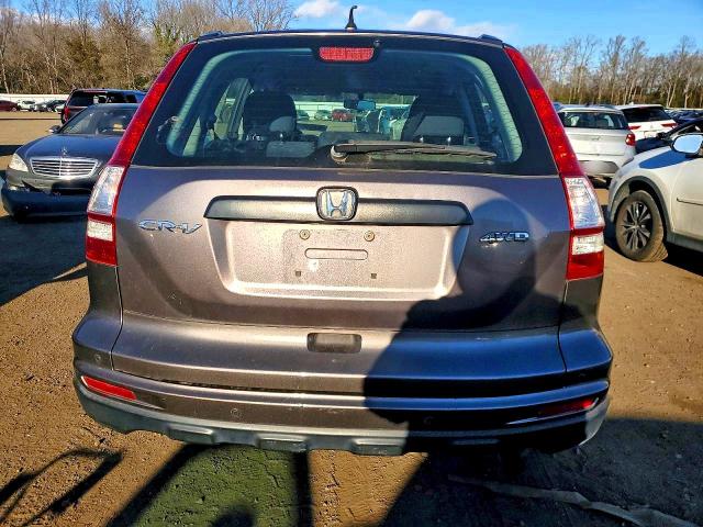 Photo 6 from auction – 2011 HONDA CR-V LX with VIN 5J6RE4H31BL005895