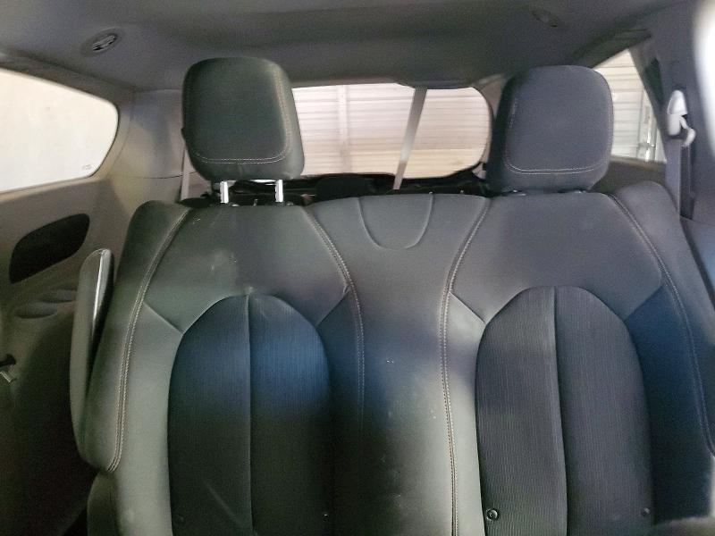 Photo 10 from auction – 2018 CHRYSLER PACIFICA with VIN 2C4RC1AG8JR274988