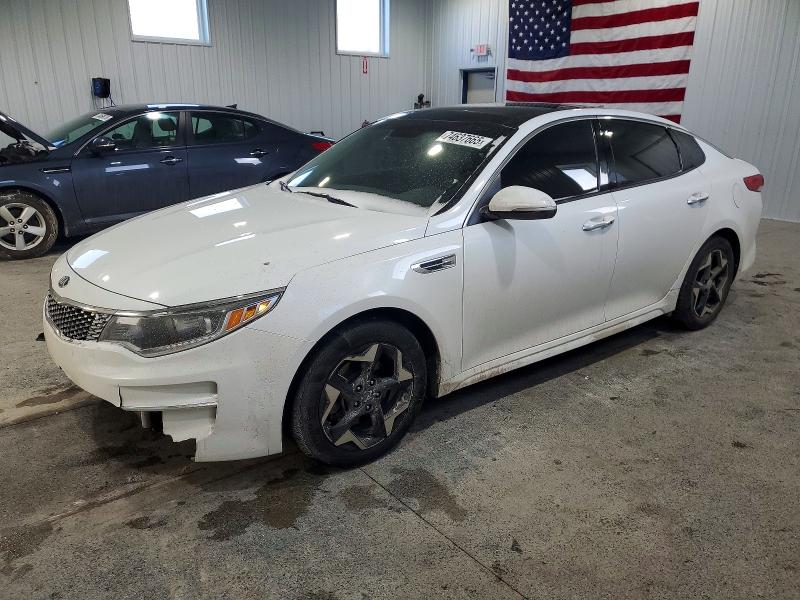 KIA OPTIMA 2018 with VIN 5XXGU4L30JG221453 - Photo from auction