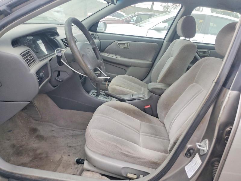 Photo 7 from auction – 2000 TOYOTA CAMRY LE with VIN 4T1BF22K0YU098559