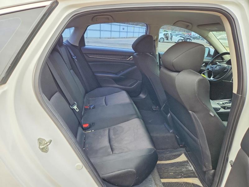 Photo 10 from auction – 2018 HONDA ACCORD with VIN 1HGCV1F17JA082245