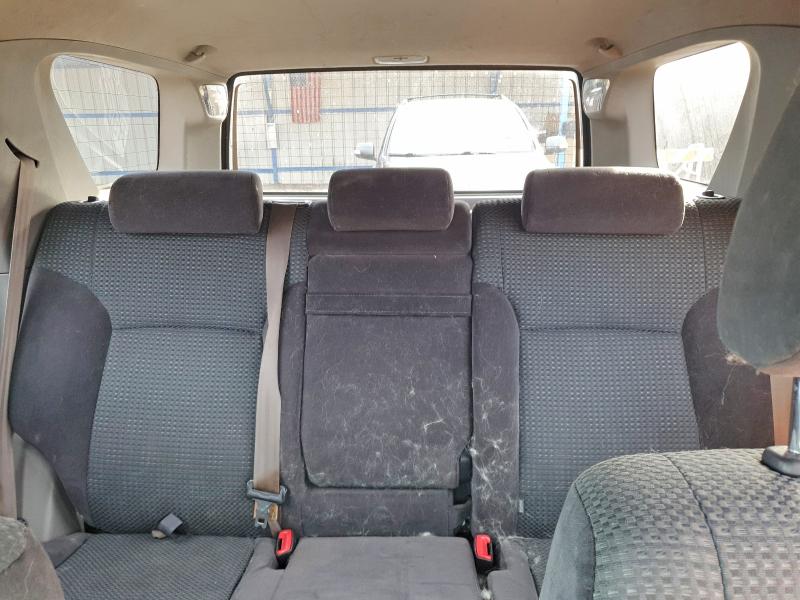 Photo 10 from auction – 2004 TOYOTA 4RUNNER SR with VIN JTEBU14RX40029955