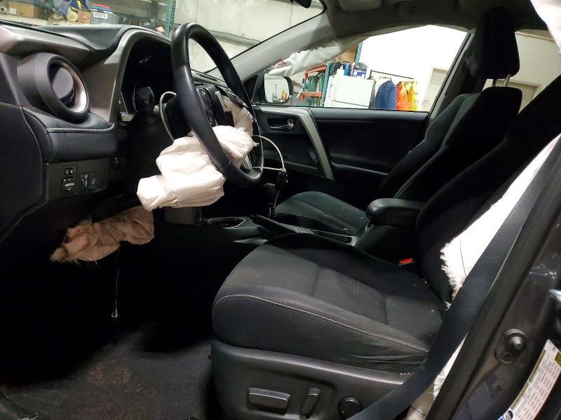 Photo 7 from auction – 2017 TOYOTA RAV4 XLE with VIN 2T3RFREVXHW681953