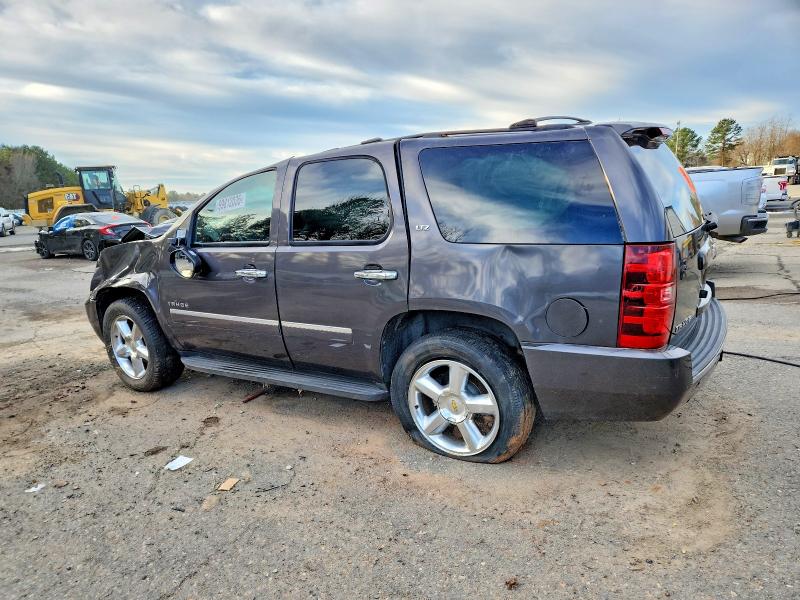 Photo 2 from auction – 2010 CHEV TAHOE with VIN 1GNUKCE05AR209972