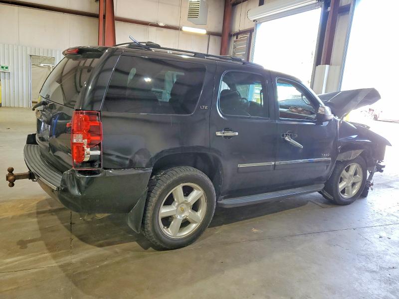 Photo 3 from auction – 2011 CHEVROLET TAHOE K150 with VIN 1GNSKCE00BR377401