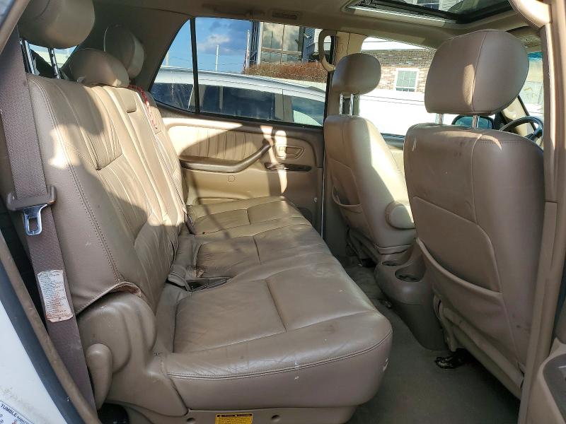 Photo 11 from auction – 2004 TOYOTA SEQUOIA with VIN 5TDBT48A64S211372