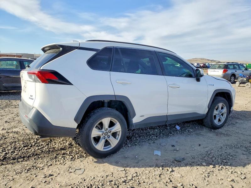 Photo 3 from auction – 2019 TOYOTA RAV4 LE with VIN 2T3MWRFVXKW012291