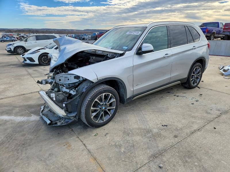 BMW X5 2018 with VIN 5UXKR2C57J0X09543 - Photo from auction