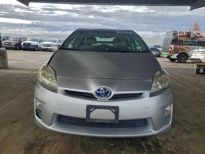 Photo 5 from auction – 2011 TOYOTA PRIUS with VIN JTDKN3DU6B5321880
