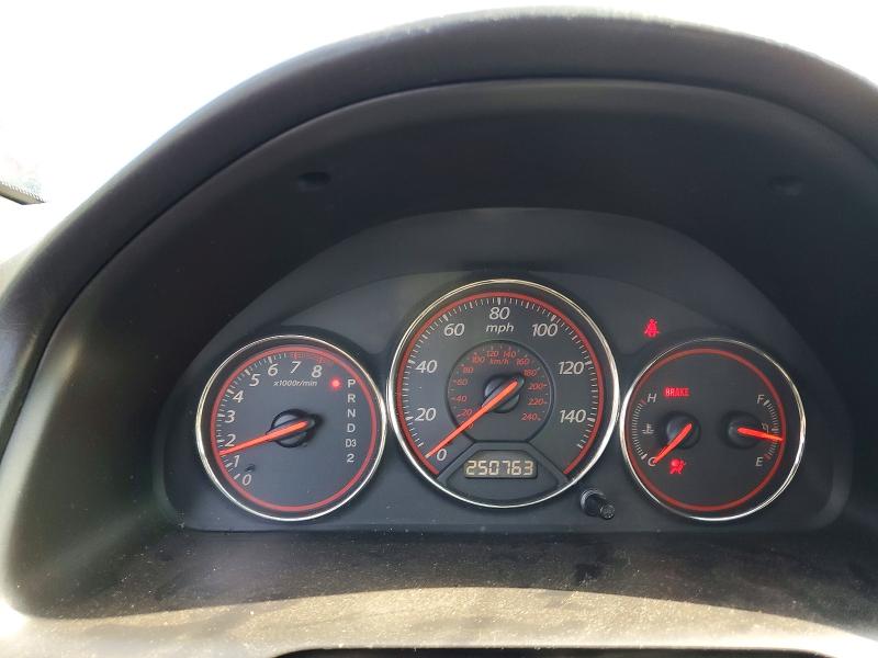 Photo 9 from auction – 2003 HONDA CIVIC LX with VIN 1HGEM225X3L041044