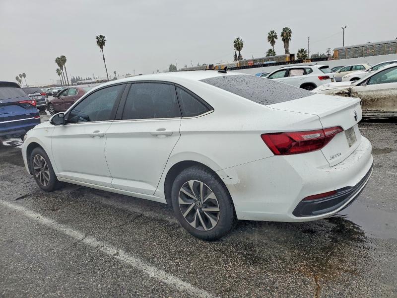 Photo 2 from auction – 2022 VOLKSWAGEN JETTA with VIN 3VWCM7BU9NM021201