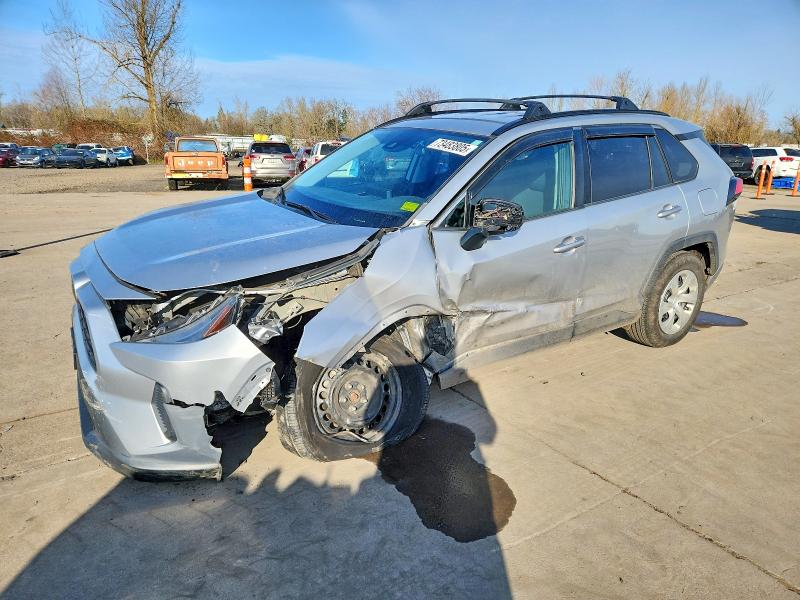 TOYOTA RAV4 2019 with VIN 2T3F1RFV8KW027900 - Photo from auction