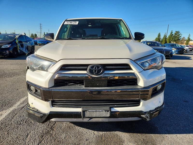 Photo 5 from auction – 2020 TOYOTA 4RUNNER with VIN JTEBU5JR2L5778732