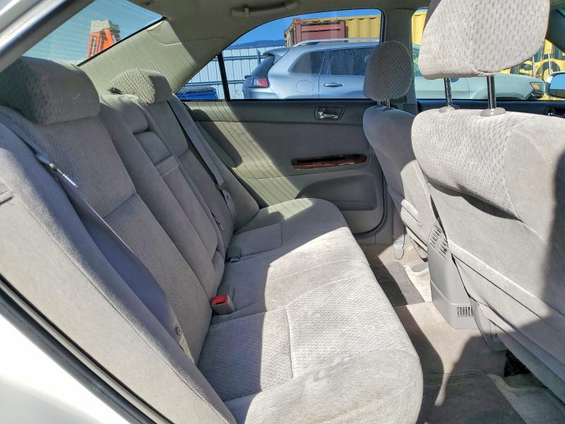 Photo 10 from auction – 2003 TOYOTA CAMRY with VIN 4T1BE32K93U197480