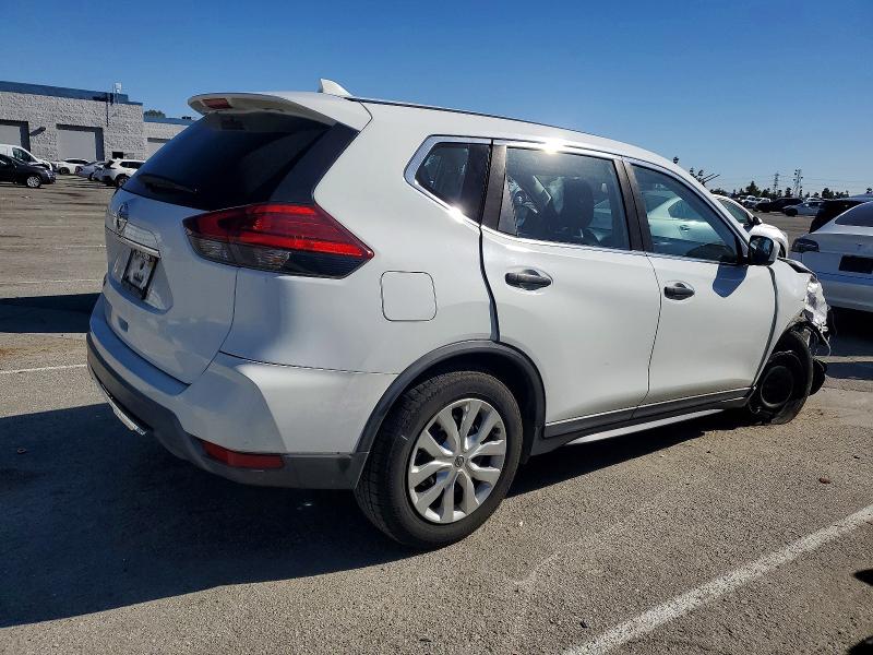 Photo 3 from auction – 2017 NISSAN ROGUE with VIN KNMAT2MT6HP557915