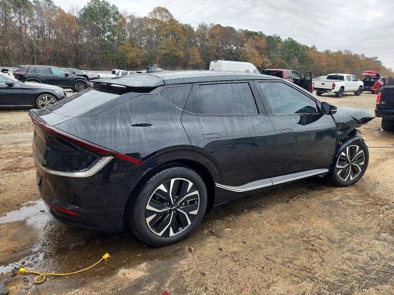 Photo 3 from auction – 2022 KIA EV6 LIGHT with VIN KNDC34LA0N5046020