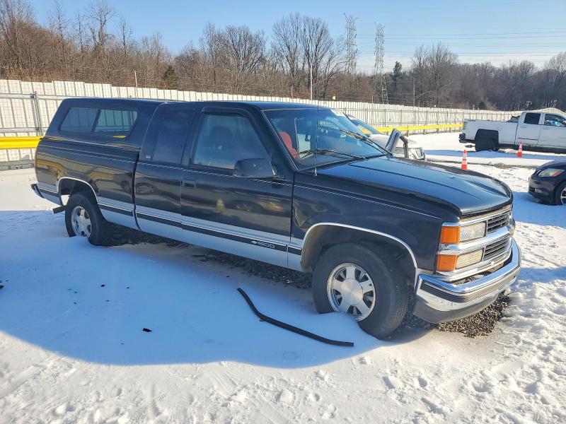 Photo 4 from auction – 1996 CHEVROLET GMT-400 with VIN 1GCEC19R4TE185682