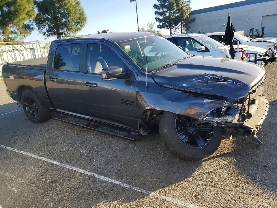Photo 4 from auction – 2017 RAM 1500 SPORT with VIN 1C6RR6MG2HS844782