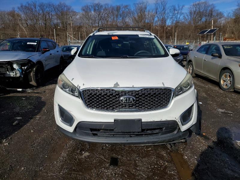 Photo 5 from auction – 2016 KIA SORENTO with VIN 5XYPG4A37GG121896