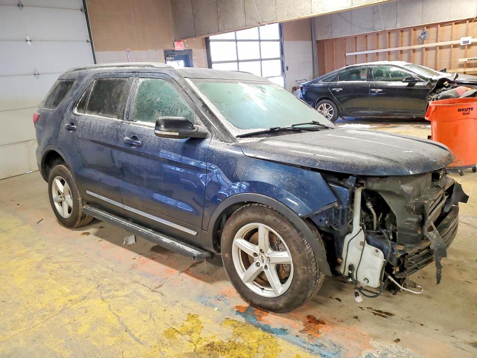 Photo 4 from auction – 2017 FORD EXPLORER with VIN 1FM5K8D80HGD71978