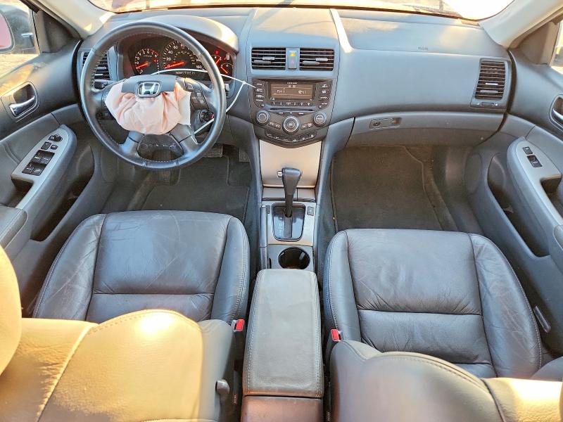 Photo 8 from auction – 2004 HONDA ACCORD with VIN 1HGCM665X4A072106