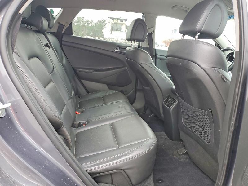 Photo 11 from auction – 2016 HYUNDAI TUCSON with VIN KM8J33A21GU024108