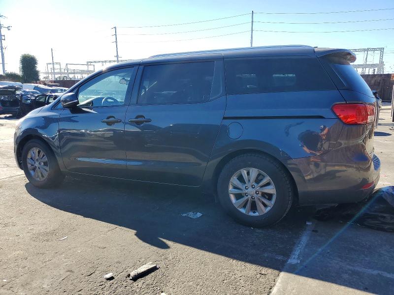 Photo 2 from auction – 2016 KIA SEDONA with VIN KNDMB5C15G6165269