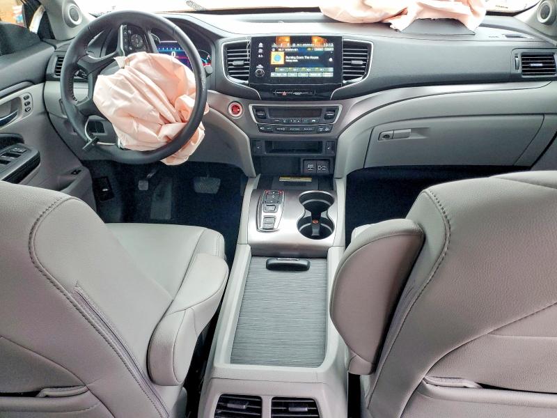 Photo 8 from auction – 2021 HONDA PILOT SE with VIN 5FNYF5H2XMB022115