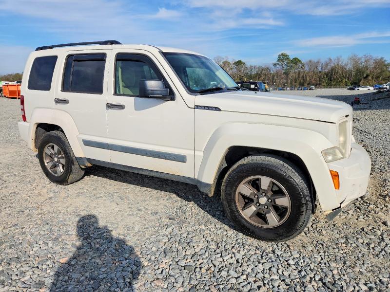 Photo 4 from auction – 2008 JEEP LIBERTY SP with VIN 1J8GP28K38W164355