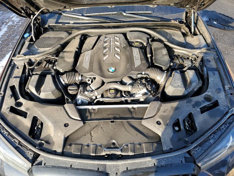 Photo 11 from auction – 2022 BMW M550XI with VIN WBA13BK07NCJ99443