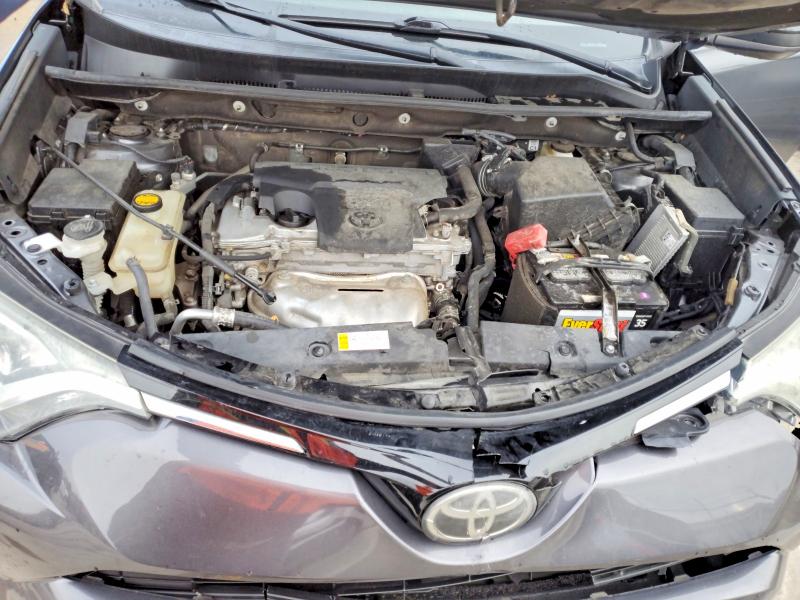 Photo 12 from auction – 2018 TOYOTA RAV4 LE with VIN 2T3BFREVXJW766413