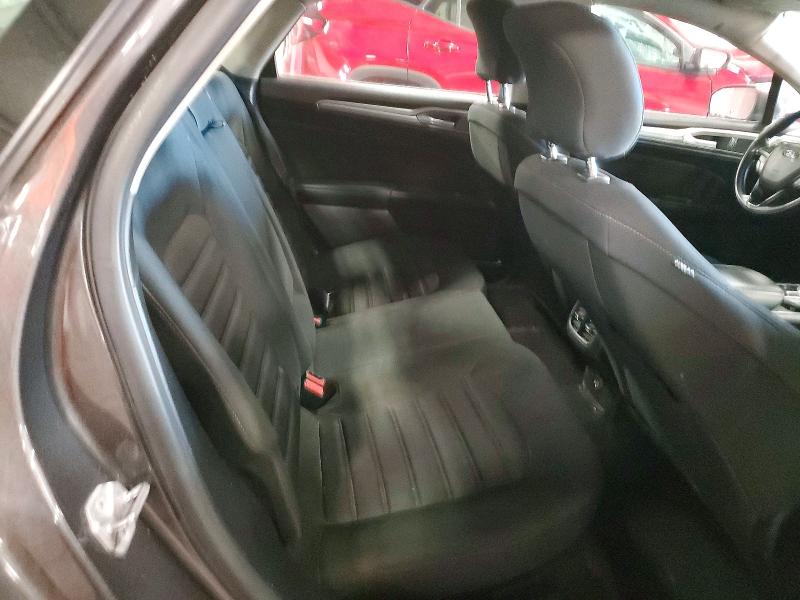 Photo 10 from auction – 2019 FORD FUSION with VIN 3FA6P0H77KR218646
