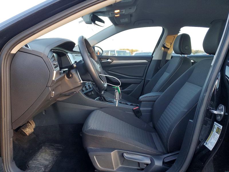 Photo 7 from auction – 2024 VOLKSWAGEN JETTA S with VIN 3VW5M7BU0RM084301