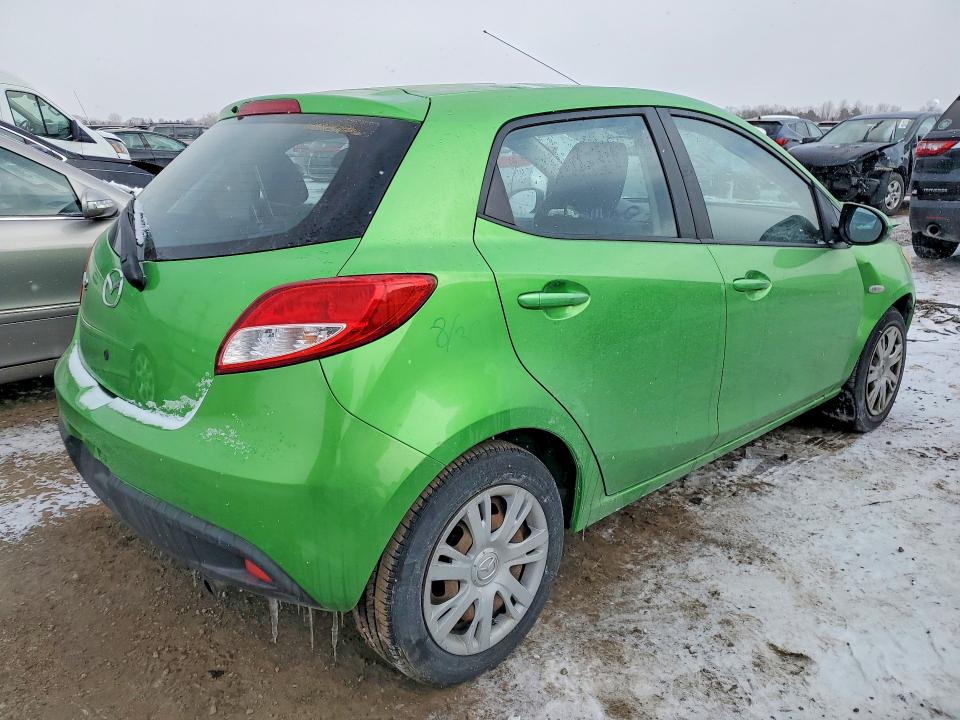 Photo 3 from auction – 2011 MAZDA MAZDA2 with VIN JM1DE1HY4B0117098