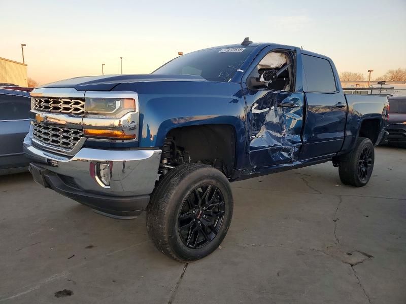 CHEVROLET SILVERADO 2017 with VIN 3GCUCRER4HG472584 - Photo from auction