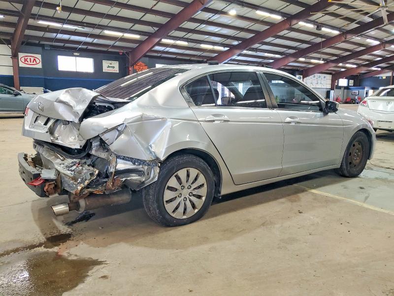 Photo 3 from auction – 2011 HONDA ACCORD with VIN 1HGCP2E38BA032264