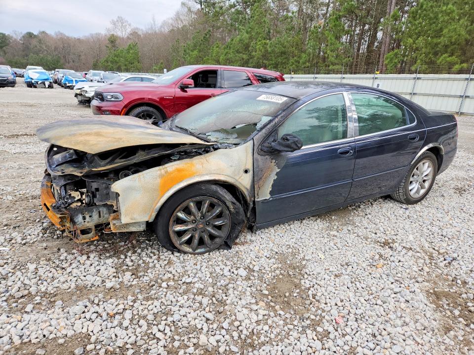 CHRYSLER 300M 2003 with VIN 2C3HE66GX3H535465 - Photo from auction