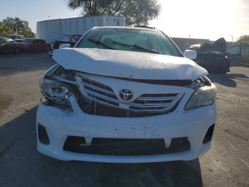 Photo 5 from auction – 2013 TOYOTA COROLLA with VIN 5YFBU4EE6DP148657