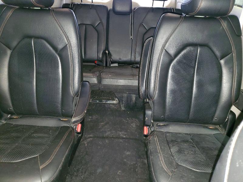 Photo 10 from auction – 2018 CHRYSLER PACIFICA with VIN 2C4RC1BGXJR212670