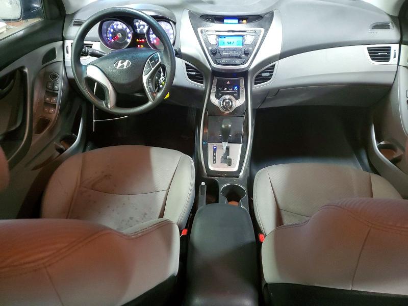 Photo 8 from auction – 2013 HYUNDAI ELANTRA GL with VIN 5NPDH4AE6DH319620