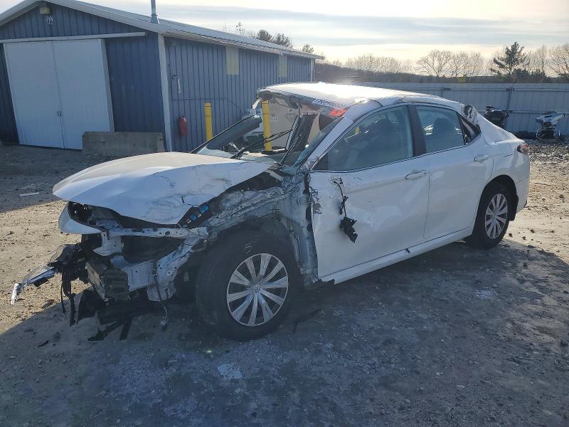 TOYOTA CAMRY LE 2021 with VIN 4T1C31AK6MU021844 - Photo from auction