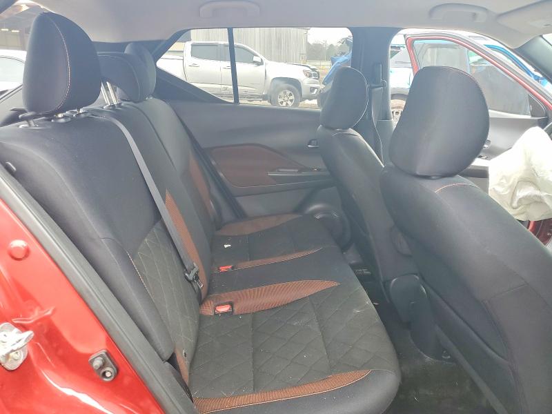 Photo 10 from auction – 2018 NISSAN KICKS with VIN 3N1CP5CU0JL537348