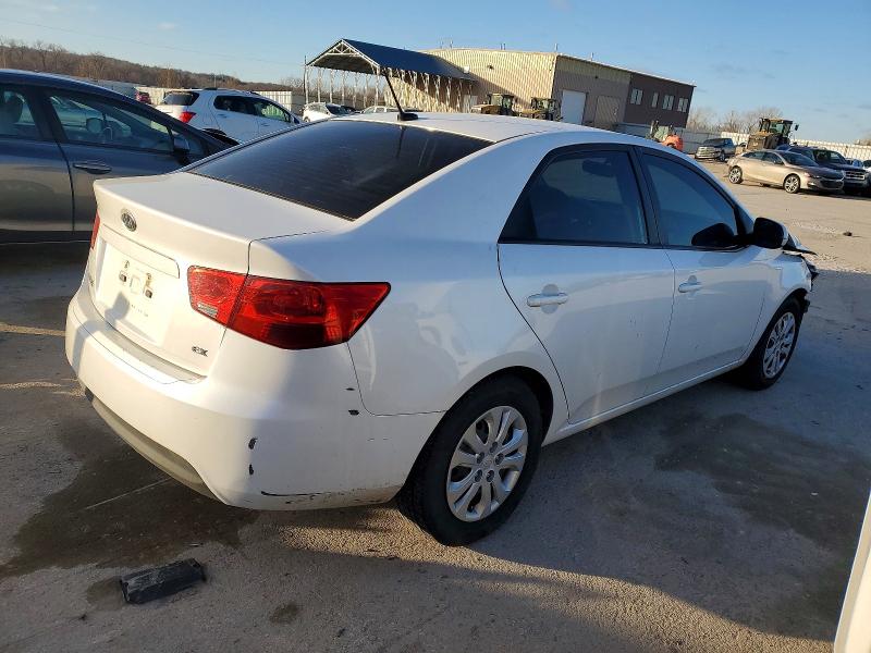 Photo 3 from auction – 2013 KIA FORTE EX with VIN KNAFU4A29D5723308