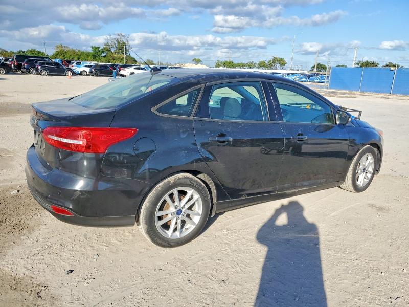 Photo 3 from auction – 2015 FORD FOCUS SE with VIN 1FADP3F2XFL371980