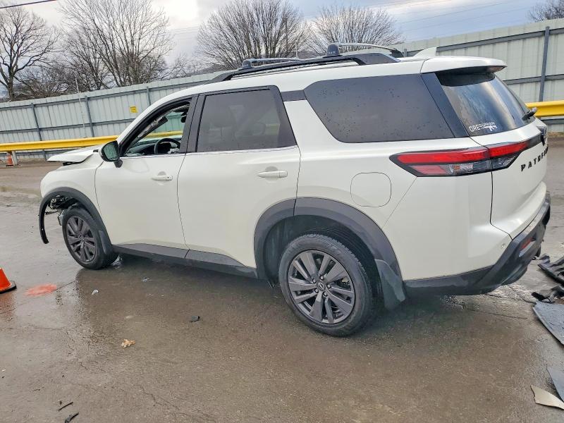 Photo 2 from auction – 2022 NISSAN PATHFINDER with VIN 5N1DR3BDXNC215623