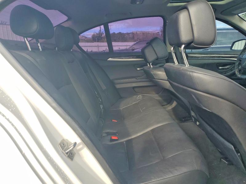 صورة رقم 10 من المزاد - 2013 BMW 528 I مع VIN WBAXG5C56DDY32128