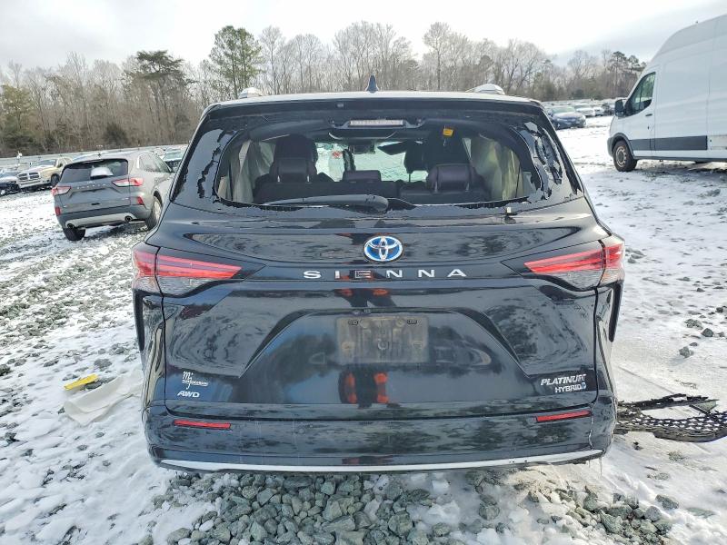 Photo 6 from auction – 2022 TOYOTA SIENNA LIM with VIN 5TDESKFCXNS042094